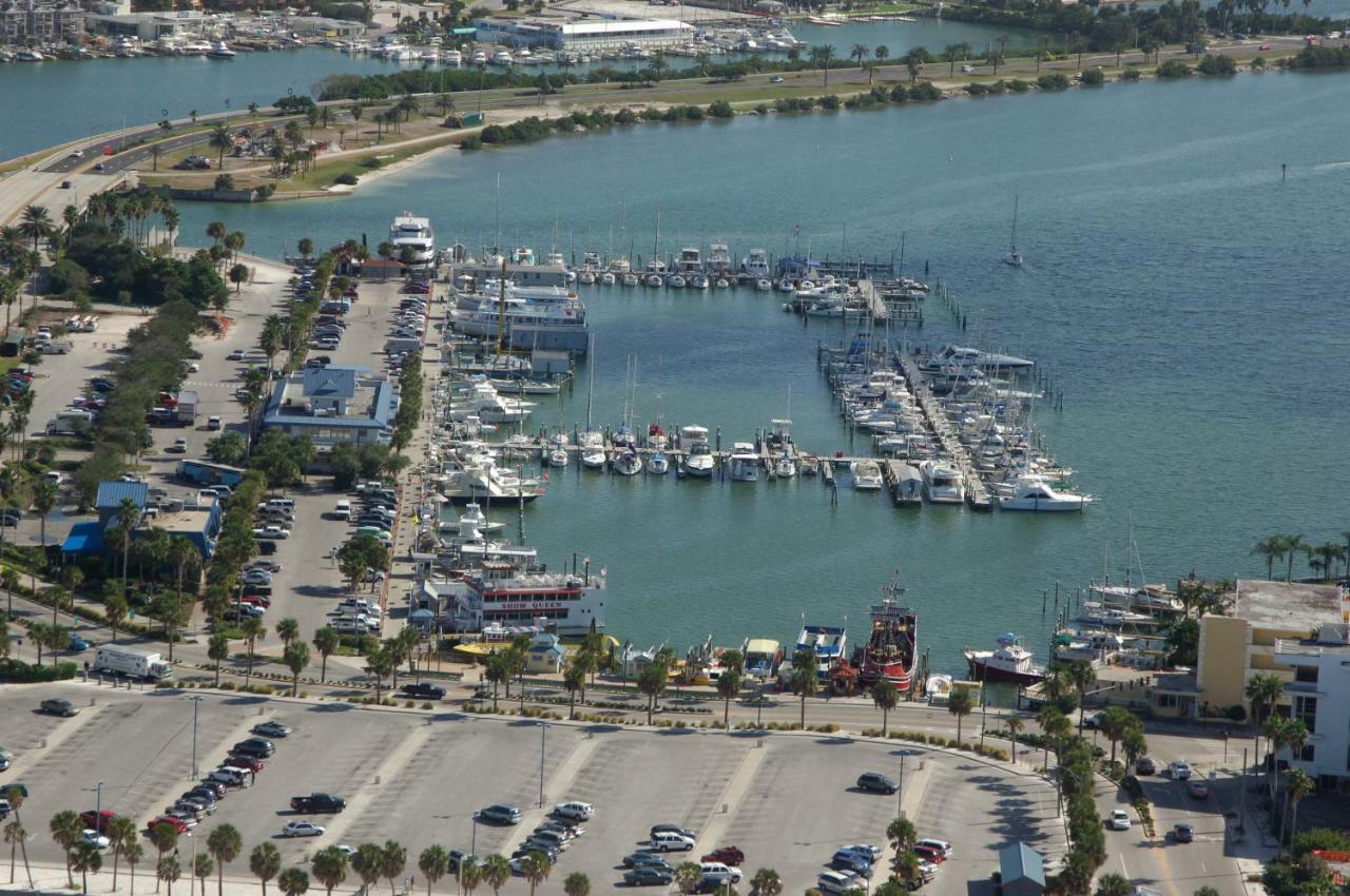 Express Inn & Suites - 5 Miles From St Petersburg Clearwater Airport ภายนอก รูปภาพ