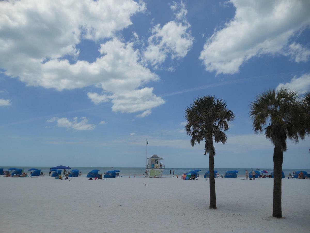 Express Inn & Suites - 5 Miles From St Petersburg Clearwater Airport ภายนอก รูปภาพ